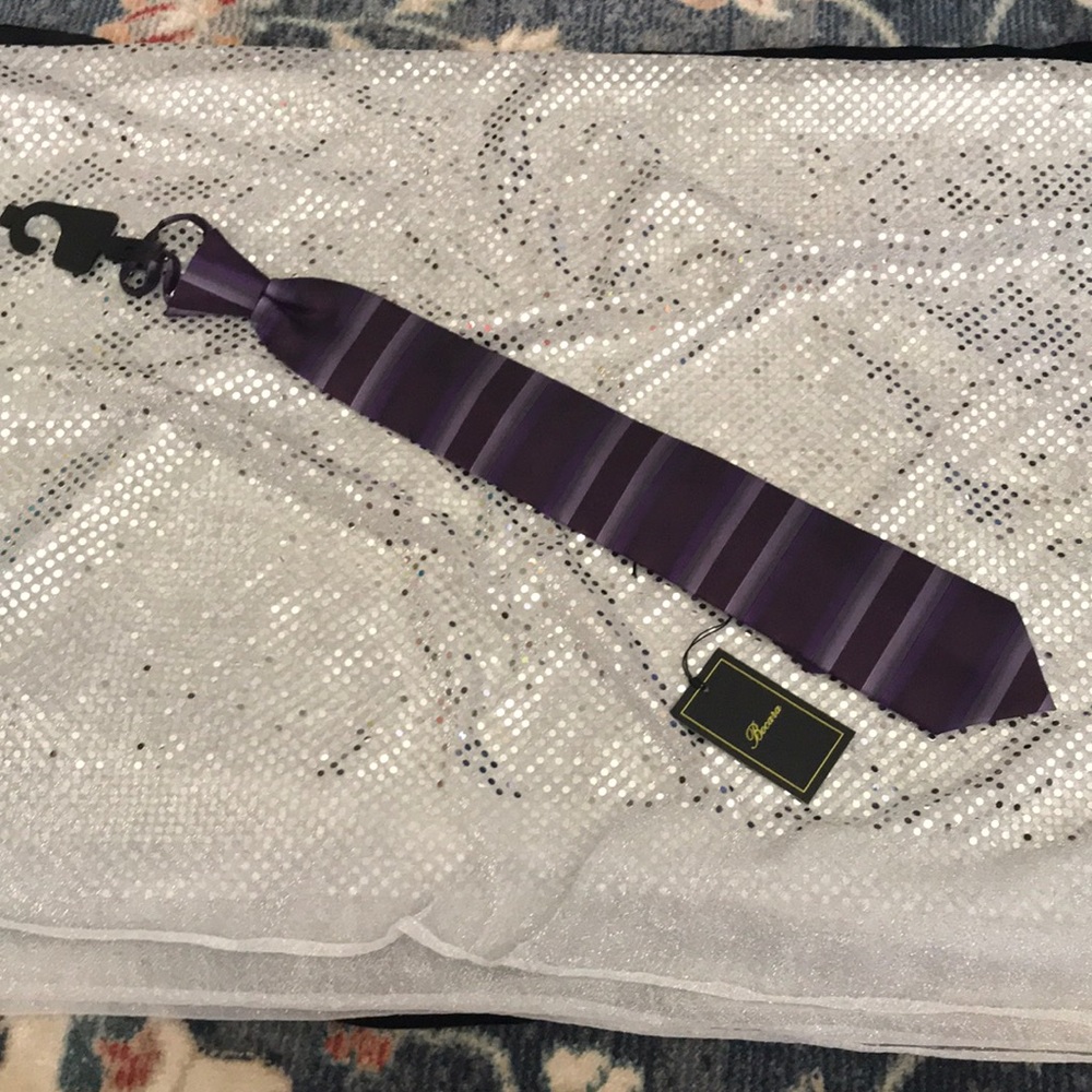 Bocara Adjustable Slip On Tie